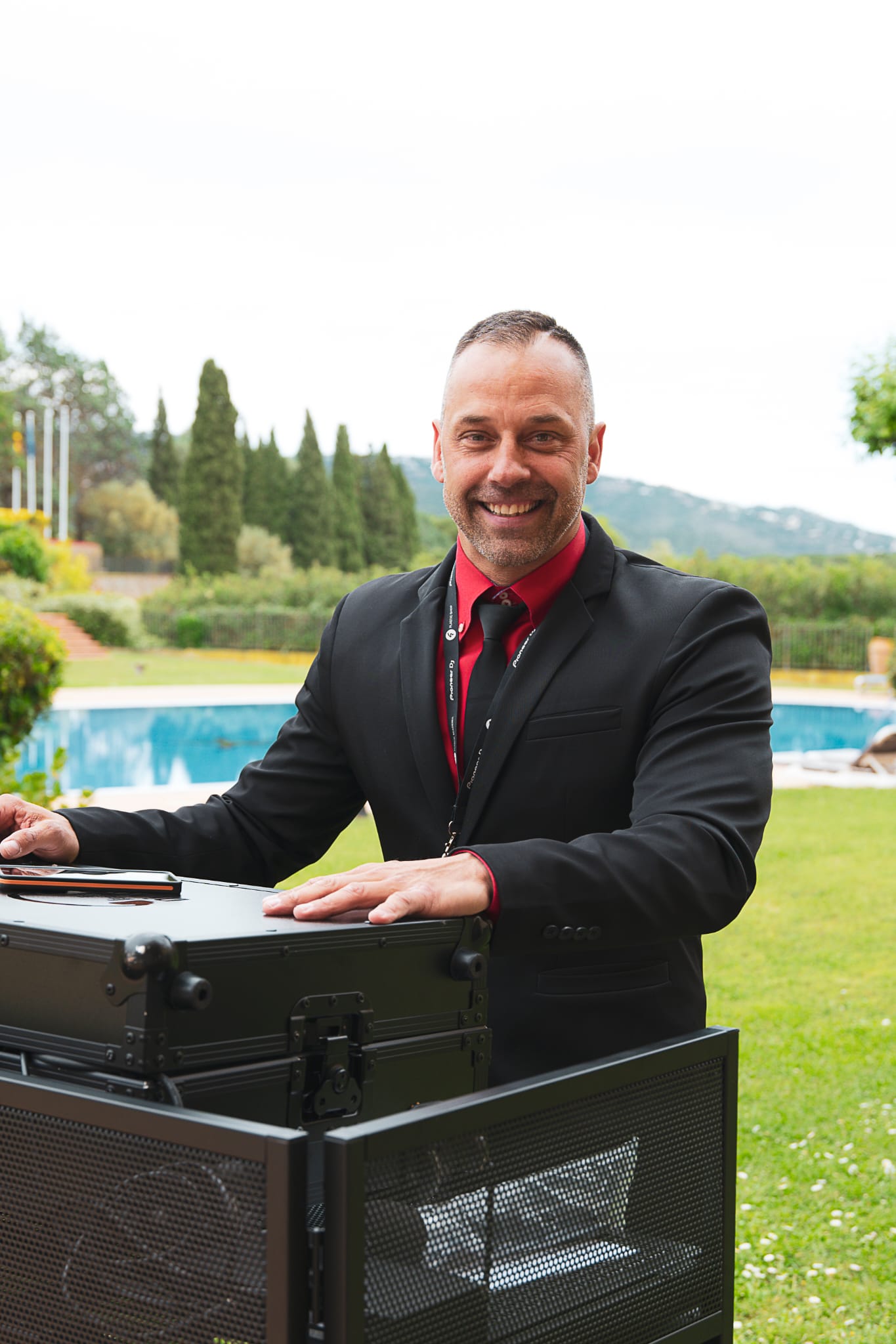 Retrato profesional de Daniel, fundador de DJ DNY Events
